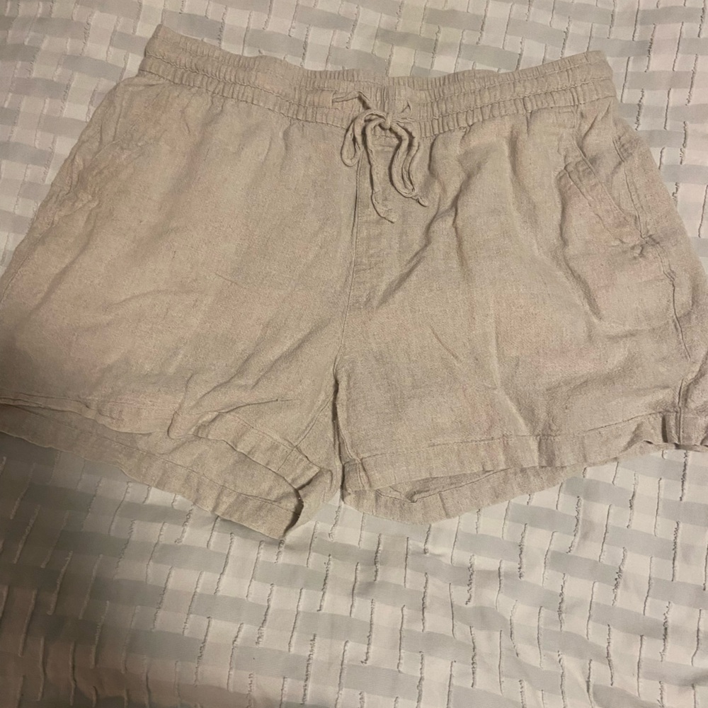 Old navy linen shorts